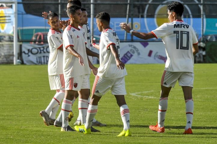 Flamengo empata com o Resende e se classifica para as quartas da Taça GB Sub-20