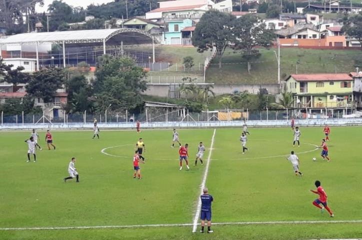 Gonçalense goleia em primeiro jogo-treino do ano