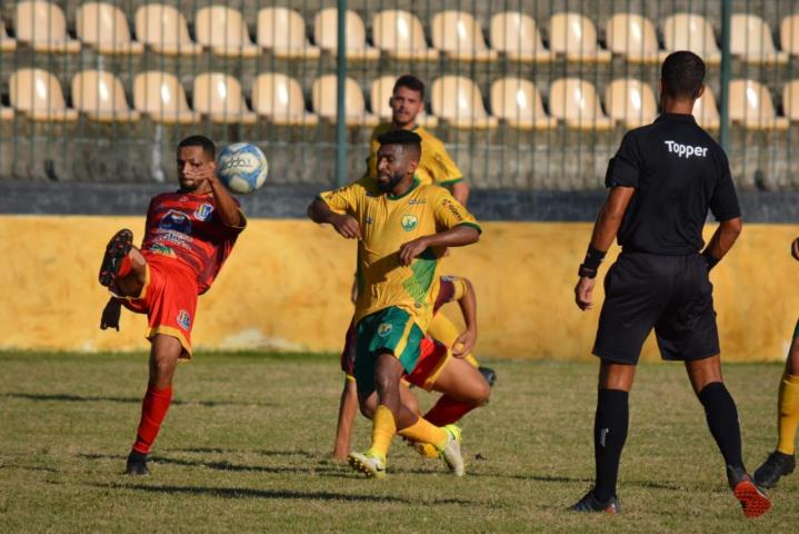 7 de Abril e Casimiro de Abreu ficam no empate em Xerém