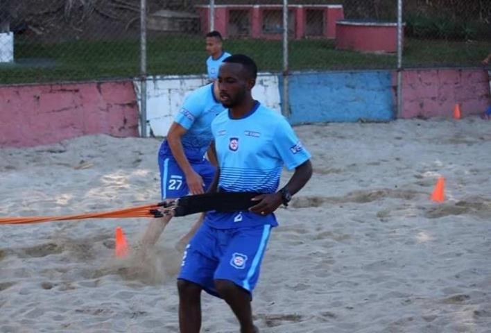 Frizão aprimora partes física e técnica antes da Taça Corcovado