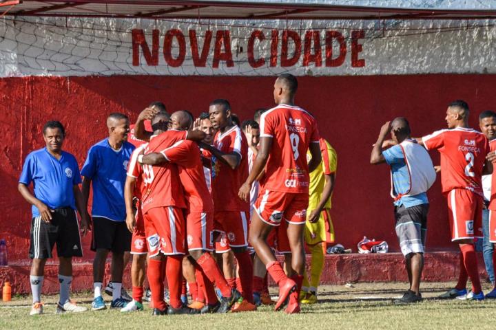 Nova Cidade vence e respira na Série B1