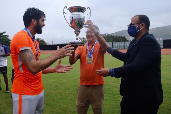 Nova Iguaçu conquista a Taça Santos Dumont