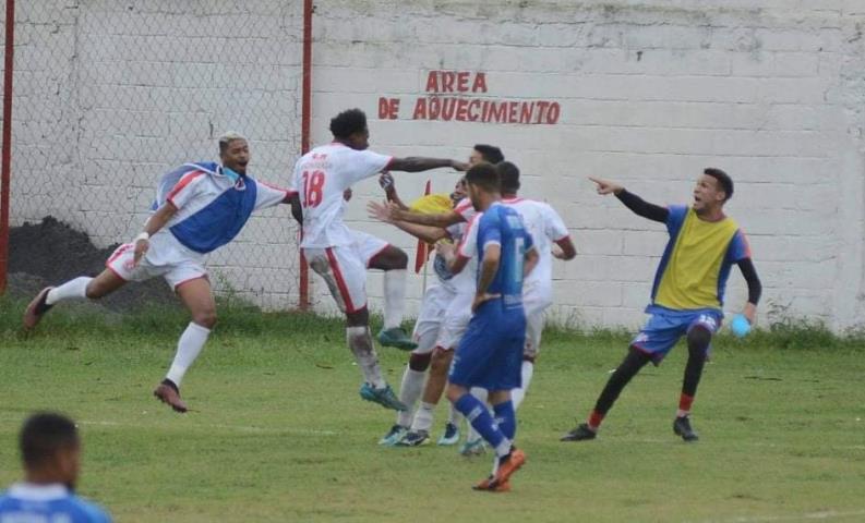 Nova Cidade derrota o Artsul e respira na B1