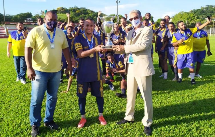 Carapebus conquista a Taça Maracanã