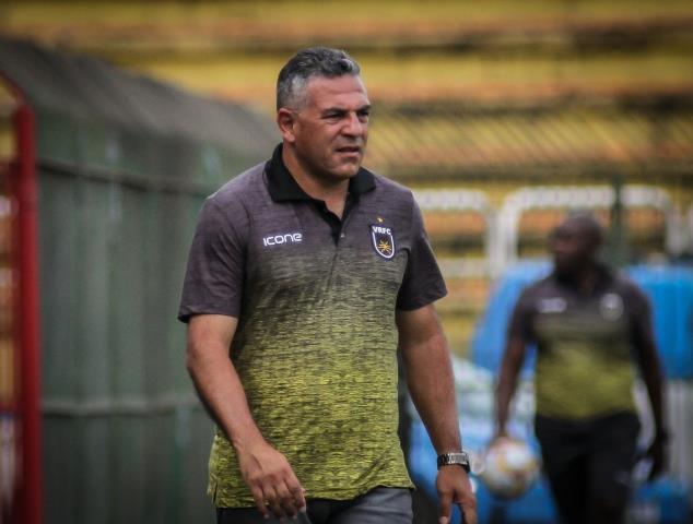 Luizinho Vieira celebra vaga do Voltaço na semifinal da Taça GB