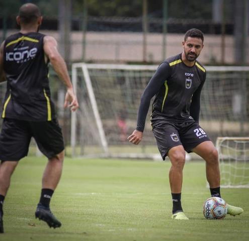 Voltaço se reapresenta de olho na semifinal da Taça Guanabara