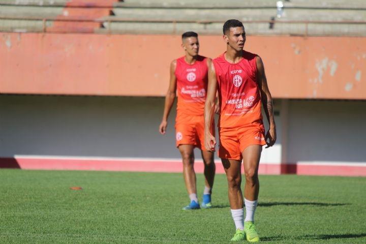 Guilherme fala sobre amadurecimento, primeiro gol e futuro no America