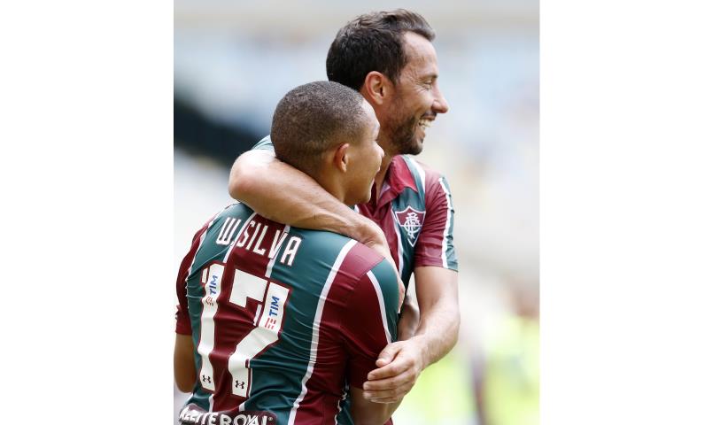 Fluminense vence o "Clássico Vovô"