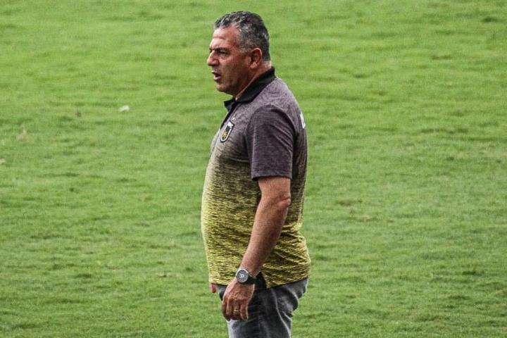 Luizinho Vieira comemora vitória e liderança do Voltaço na Série C