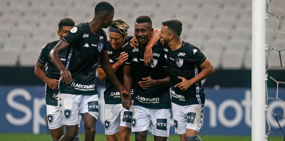 Botafogo joga bem e empata com o Corinthians-SP em Itaquera