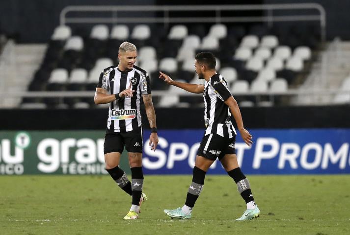 Botafogo se reabilita e volta à vice-liderança da Série B