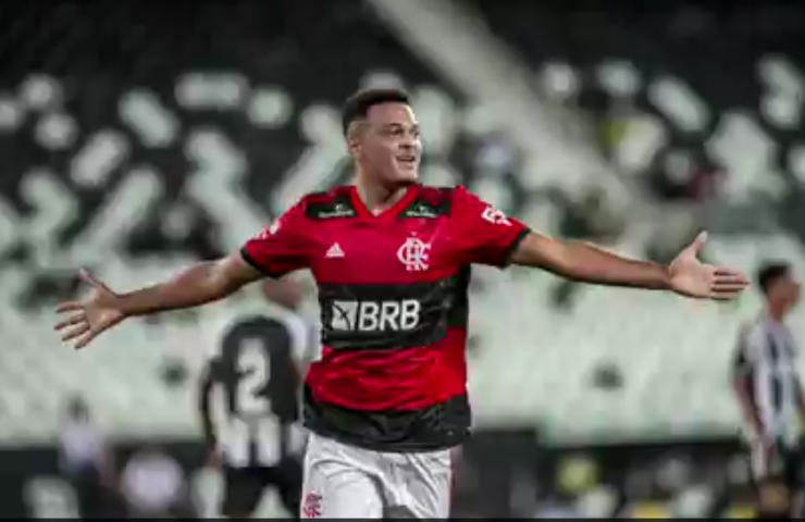 Flamengo fatura o clássico e assume a ponta da Taça Guanabara