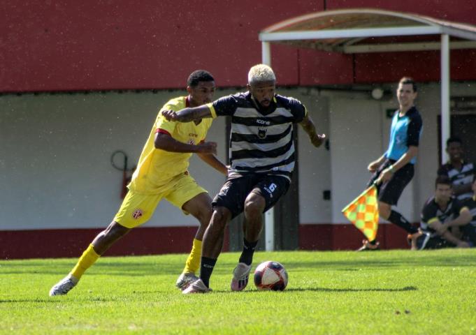 America e Voltaço empatam em jogo-treino