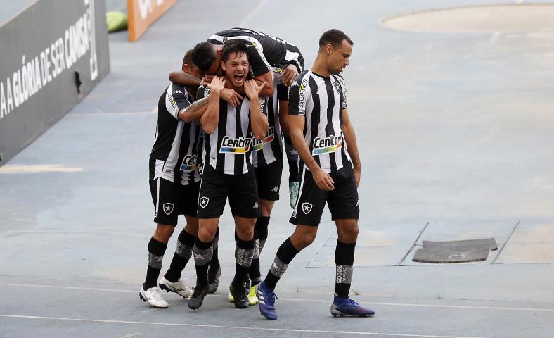 Botafogo segue embalado e no G4 da Série B