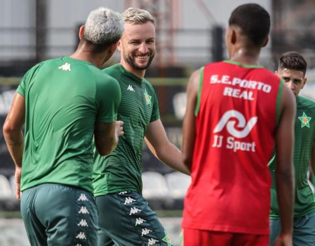 Portuguesa goleia em mais um jogo-treino