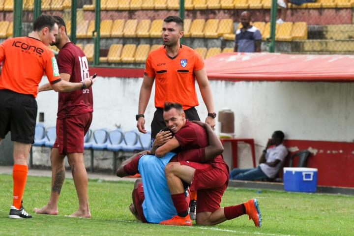 B2: Barra da Tijuca vence e se mantém no G4