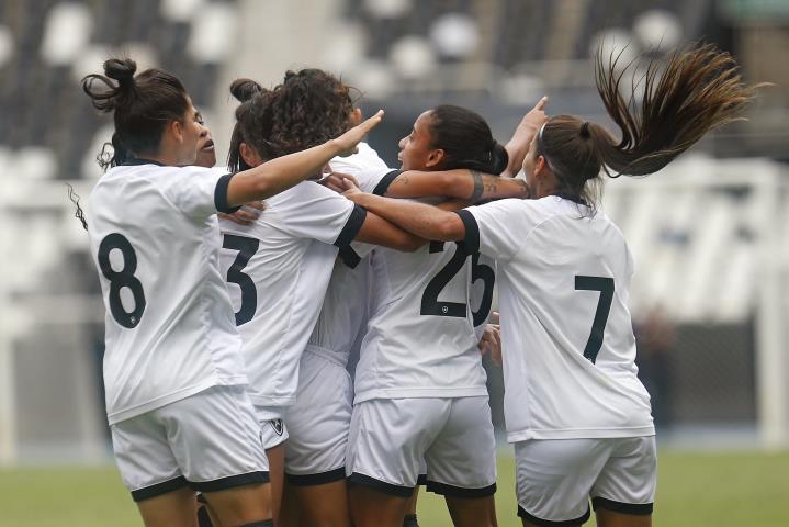 Gloriosas avançam para a final do Carioca Feminino