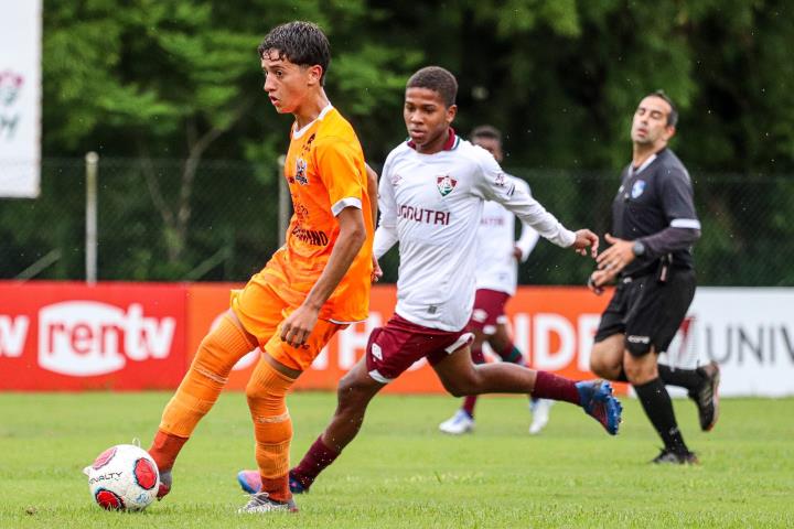 Botafogo e Fluminense na final do Guilherme Embry