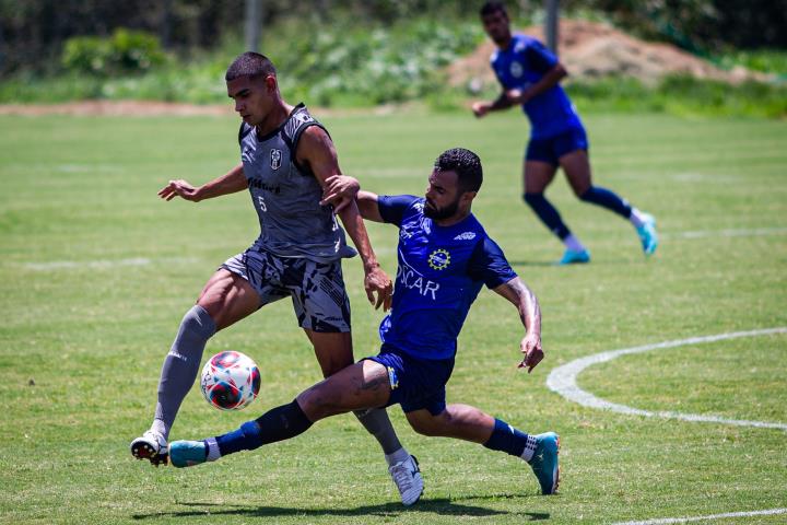 Resende empata em jogo-treino