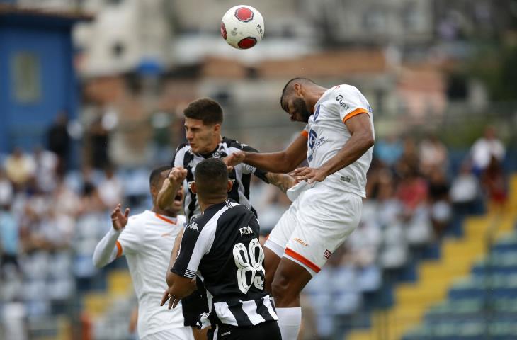 Muitos gols no empate em Angra dos Reis