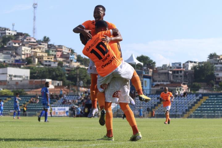 Nova Iguaçu sai na frente na semifinal da Taça Rio