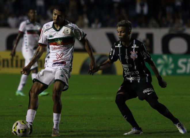 Lusa segura o Corinthians e decisão será em SP