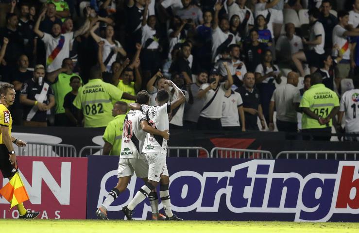 Vasco vence a primeira na Série B