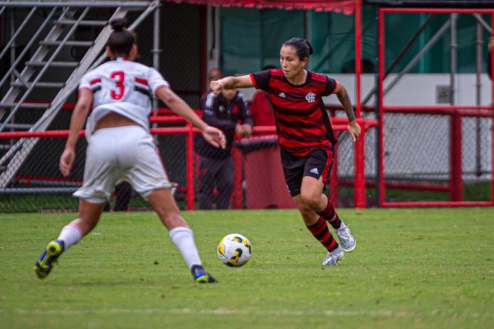 Brasileiro Sub-20: Meninas da Gávea em vantagem