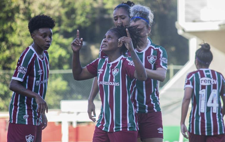 Guerreiras superam Cruzmaltinas em clássico