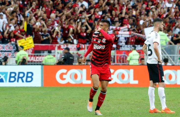 Flamengo atropela o Furacão no Maracanã