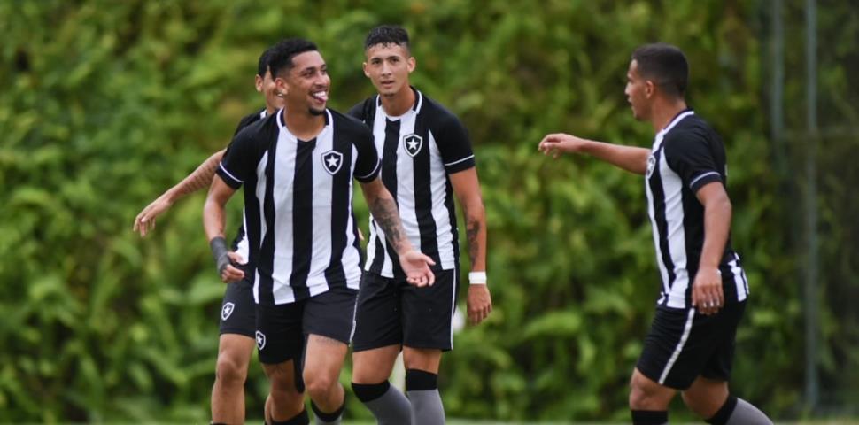 Botafogo em vantagem no OPG