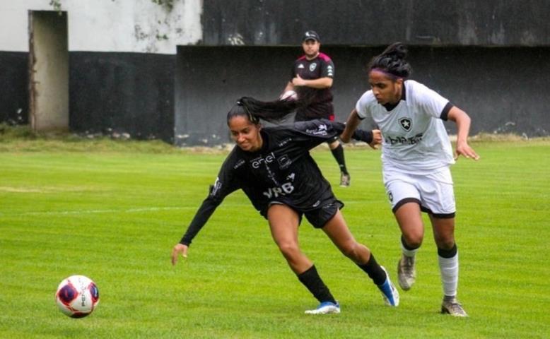 Seis equipes garantem vaga nas quartas