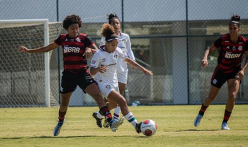 Rubro-Negras vencem clássico em rodada cheia de gols