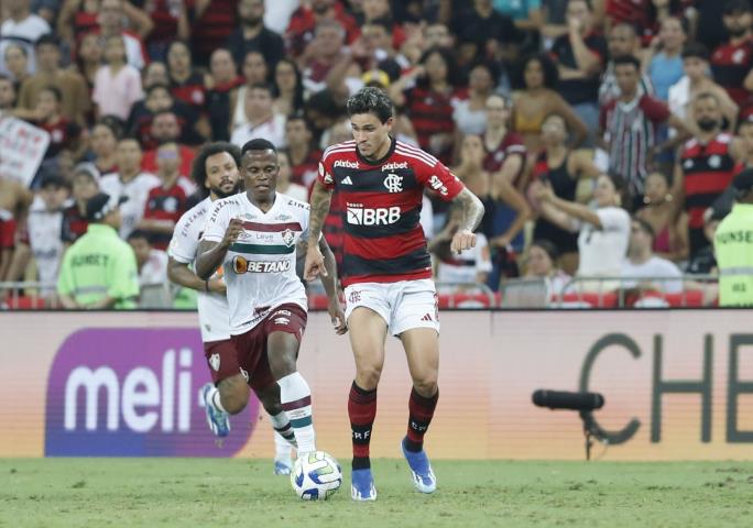 FERJ  Flores e empate entre Gloriosas e Rubro-Negras