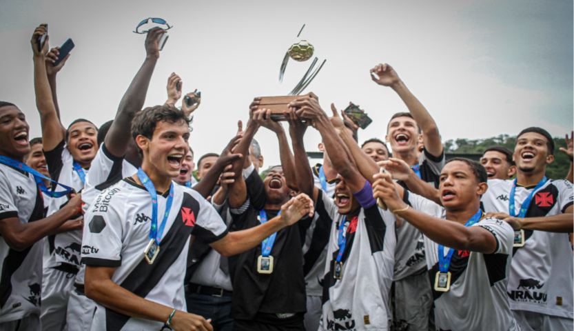 Meninos da Colina são campeões do Guilherme Embry Sub-16