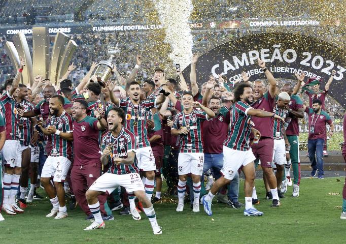 Fluminense vence Flamengo e sai na frente na decisão do Cariocão sub-17 -  Super Rádio Tupi