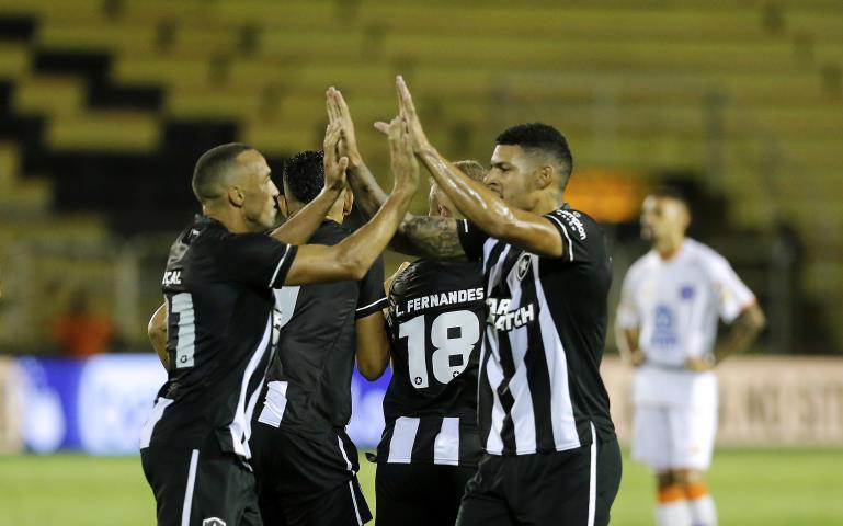 Virada alvinegra na 1ª partida da final da Taça Rio