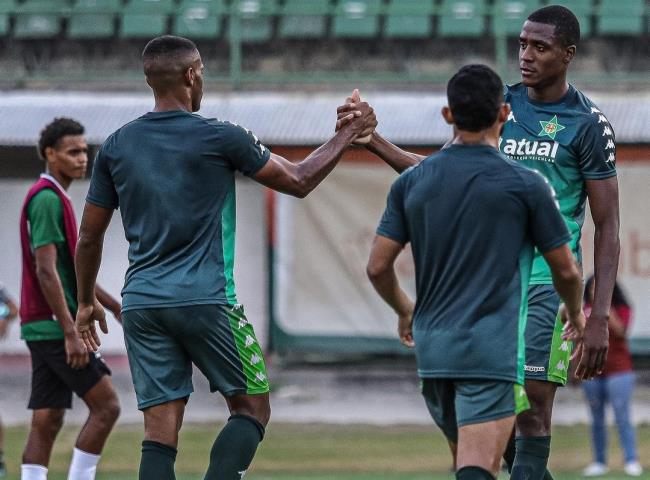 Lusa bate o Zinzane em jogo-treino