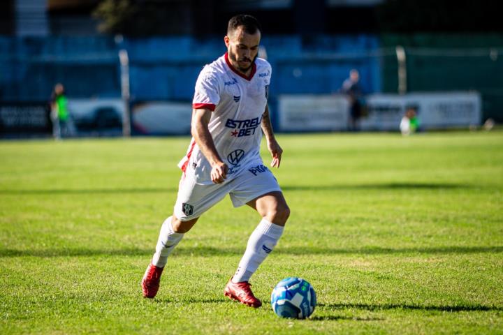 Cesinha destaca importância de Resende vencer como mandante na Série D