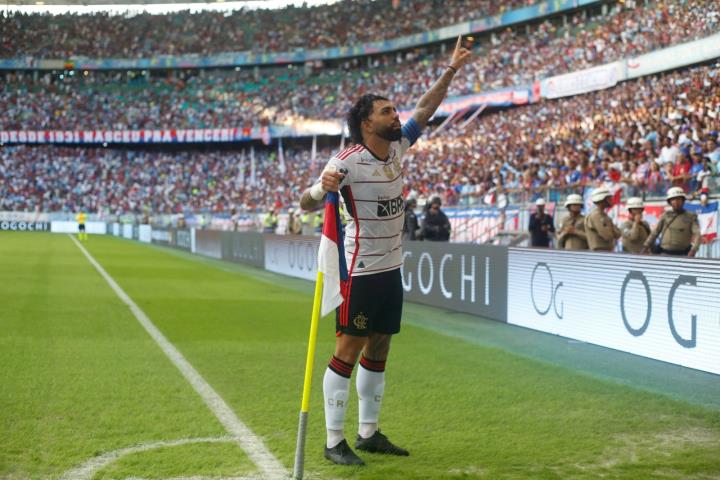 Fla supera o Bahia em Salvador