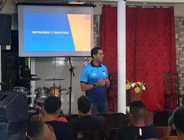 Sampaio Corrêa recebe palestra sobre Regras do Jogo e Conceitos da FIFA