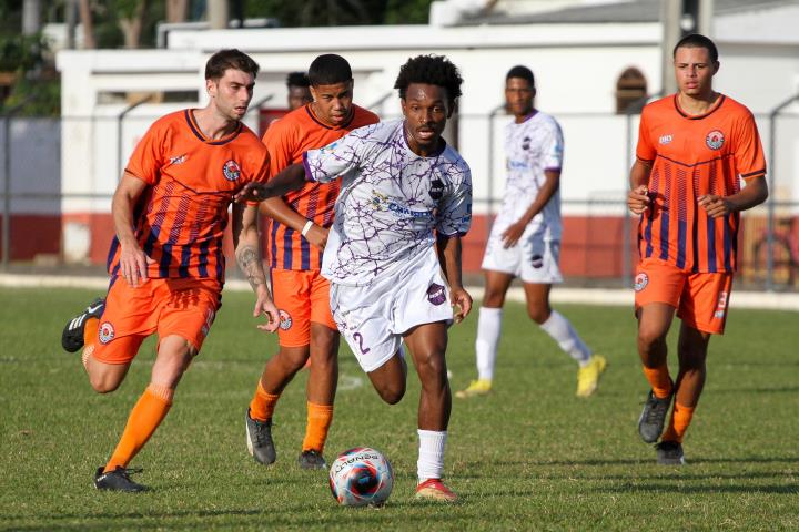 Goleada faz Campos colar no líder São Cristóvão