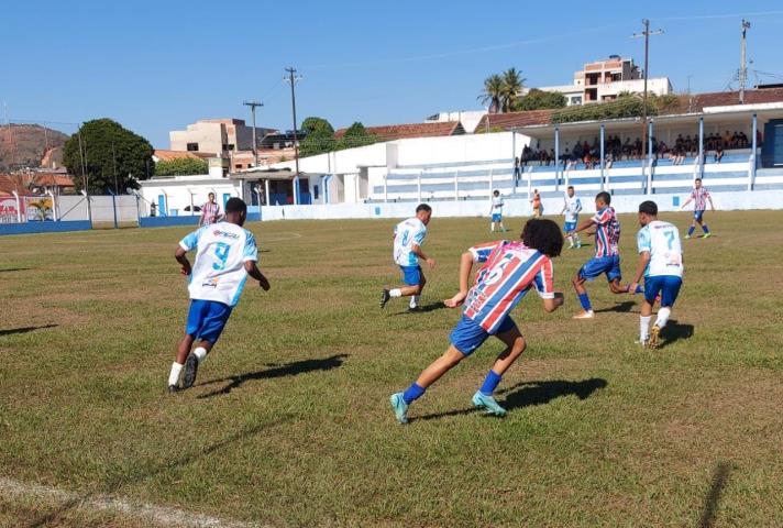 Trajano e Madalena vão decidir a fase regional do Centro Norte Fluminense