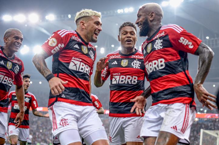 Goleada do Flamengo para Vinicius Junior ver