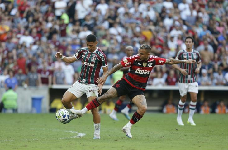 Tudo igual no clássico do Maracanã