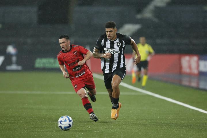 Botafogo avança na Copa Sul-Americana