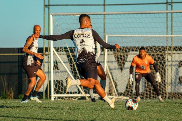 Americano sobe a Serra de olho no G4 da A2