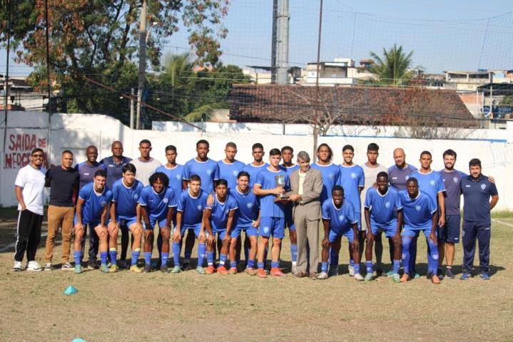 Série B1 Sub-20: Serrano recebe a Taça Corcovado