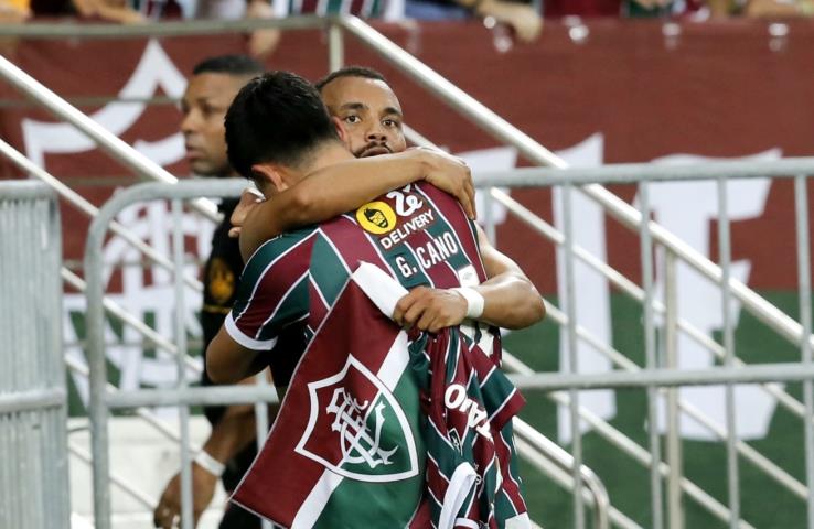 Flu vence e despacha o Argentinos Juniors da Libertadores