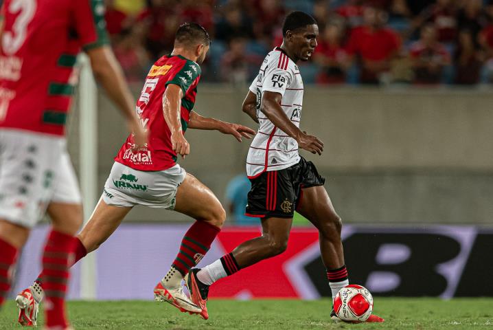 Fla e Lusa ficam iguais na Arena das Dunas